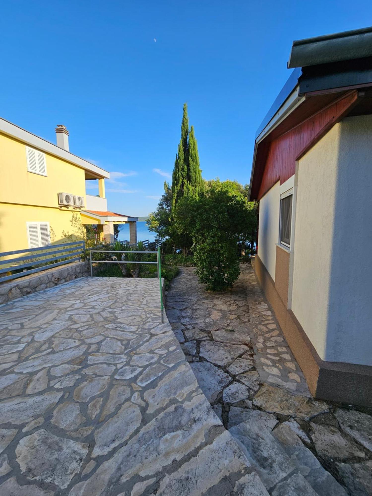 Holiday Home Baricevic โพเซดารเย ภายนอก รูปภาพ