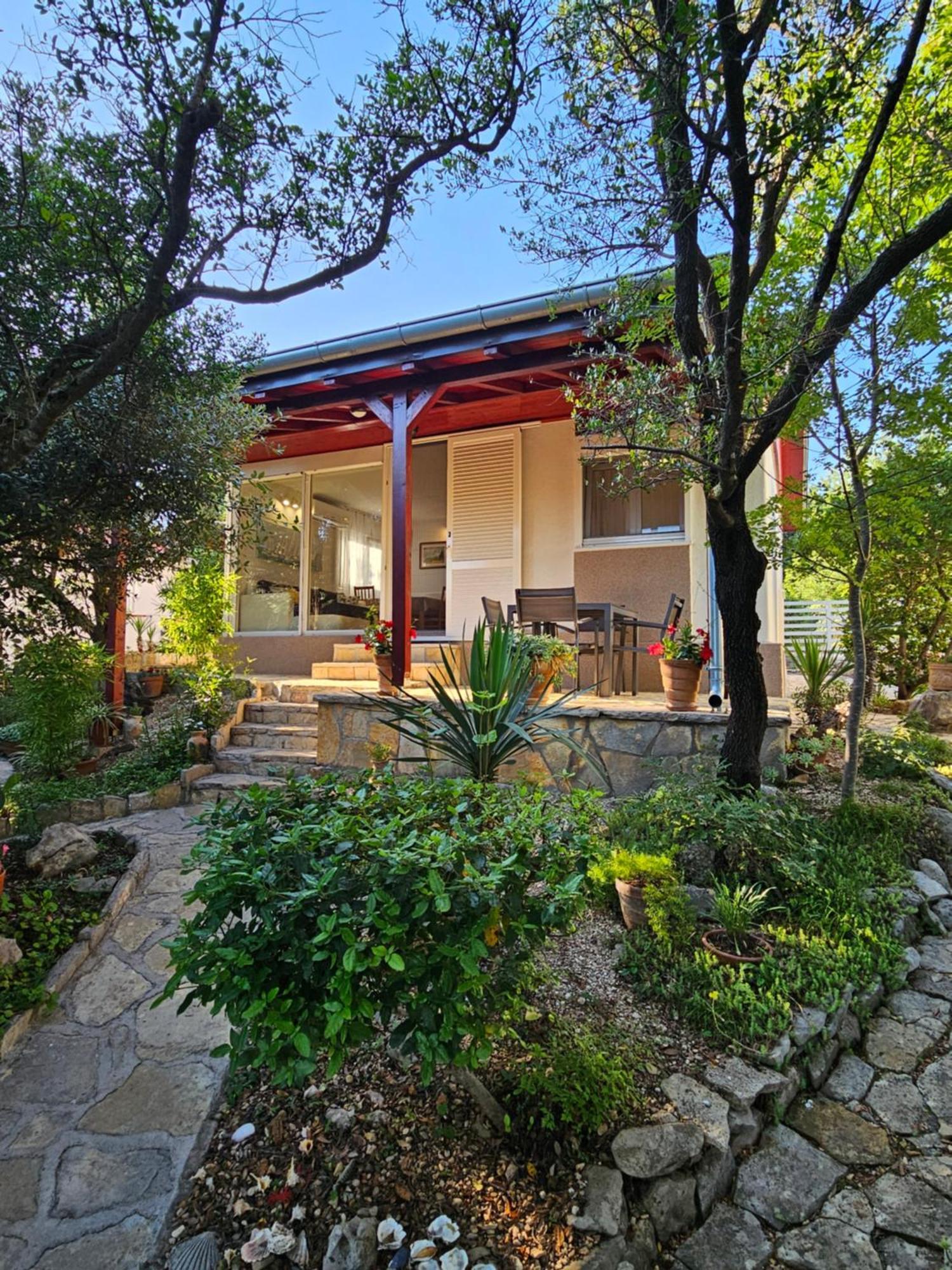 Holiday Home Baricevic โพเซดารเย ภายนอก รูปภาพ