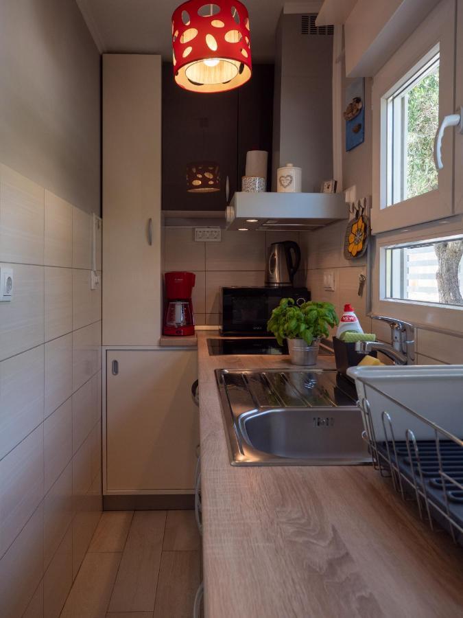 Holiday Home Baricevic โพเซดารเย ภายนอก รูปภาพ